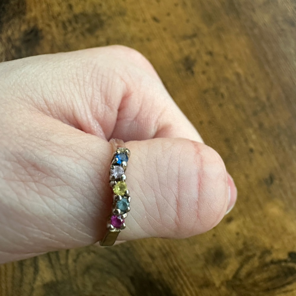 Multicolored gold ring